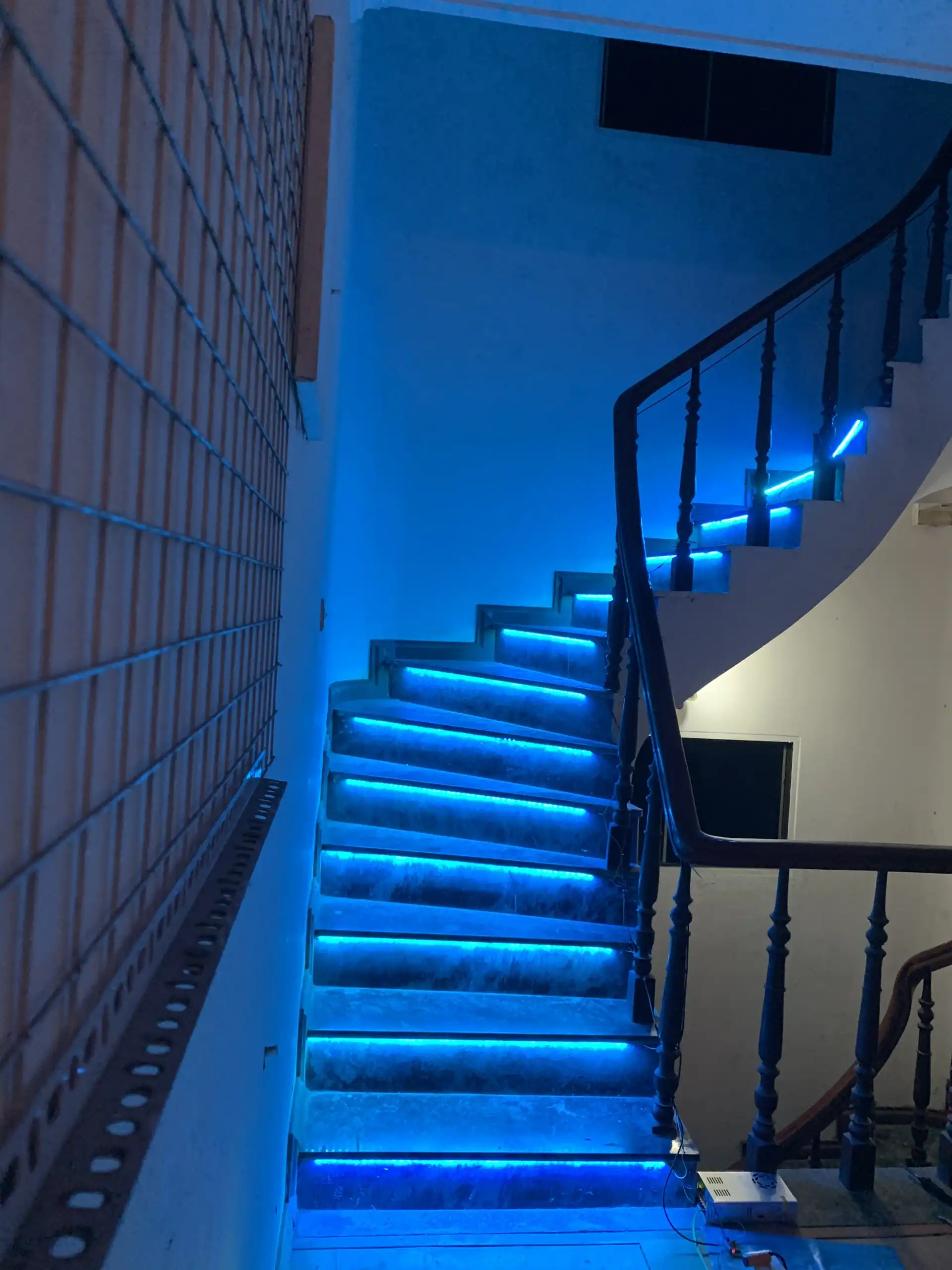 Đèn Cầu Thang Thông Minh Tự Động - GITTA Smart Home 3 Đèn Cầu Thang Thông Minh Tự Động – GITTA Smart Home